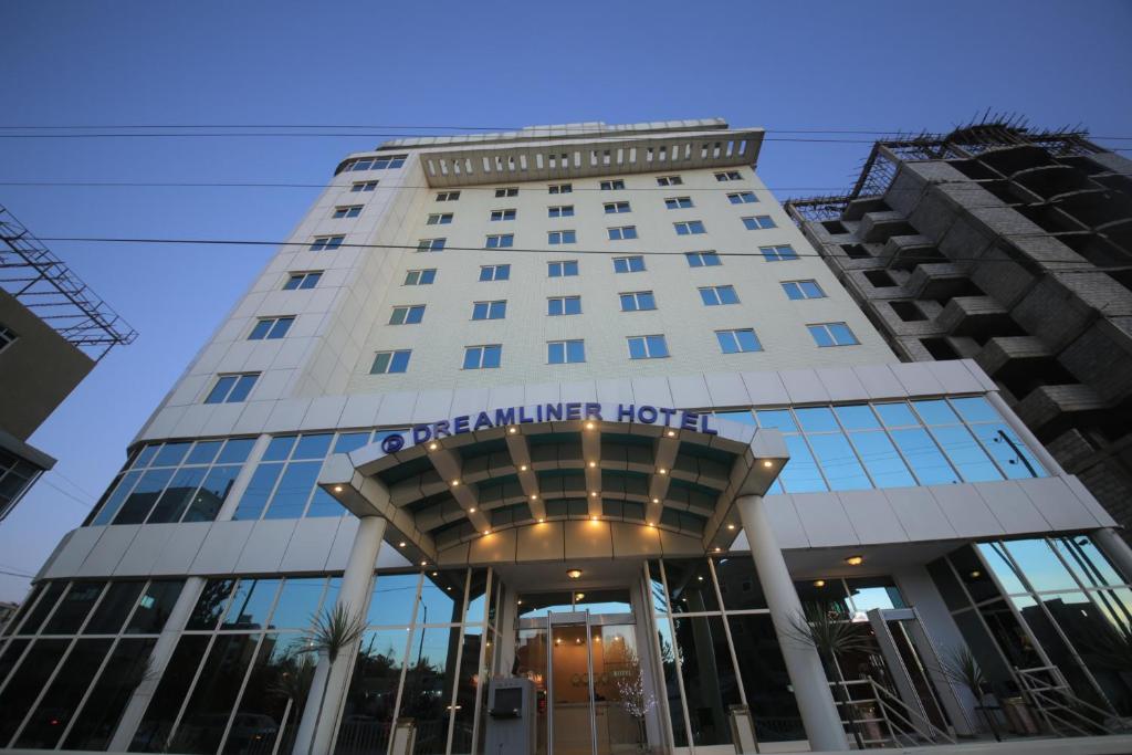 Dreamliner Hotel